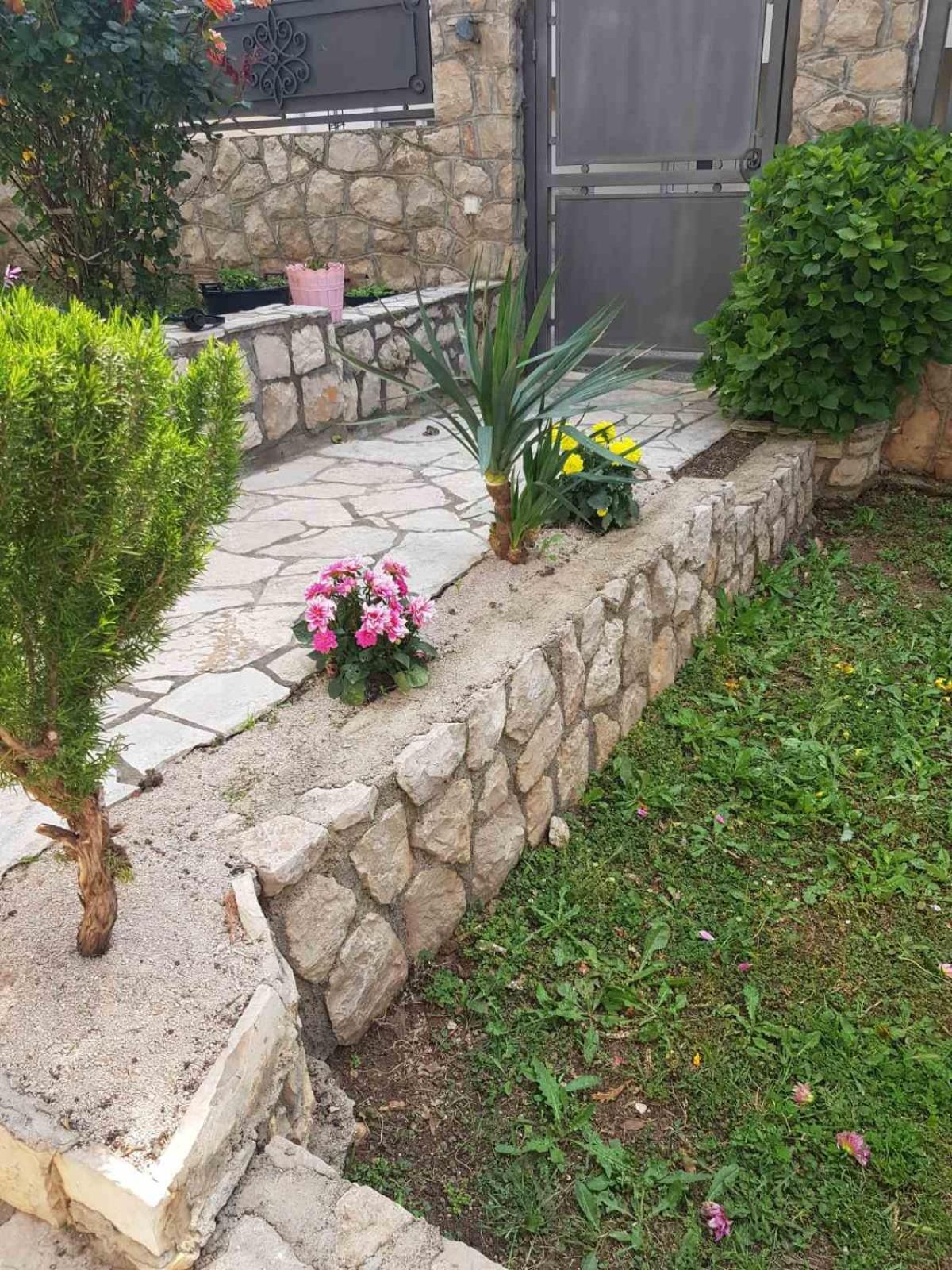 Apartmani Mina Бар Экстерьер фото