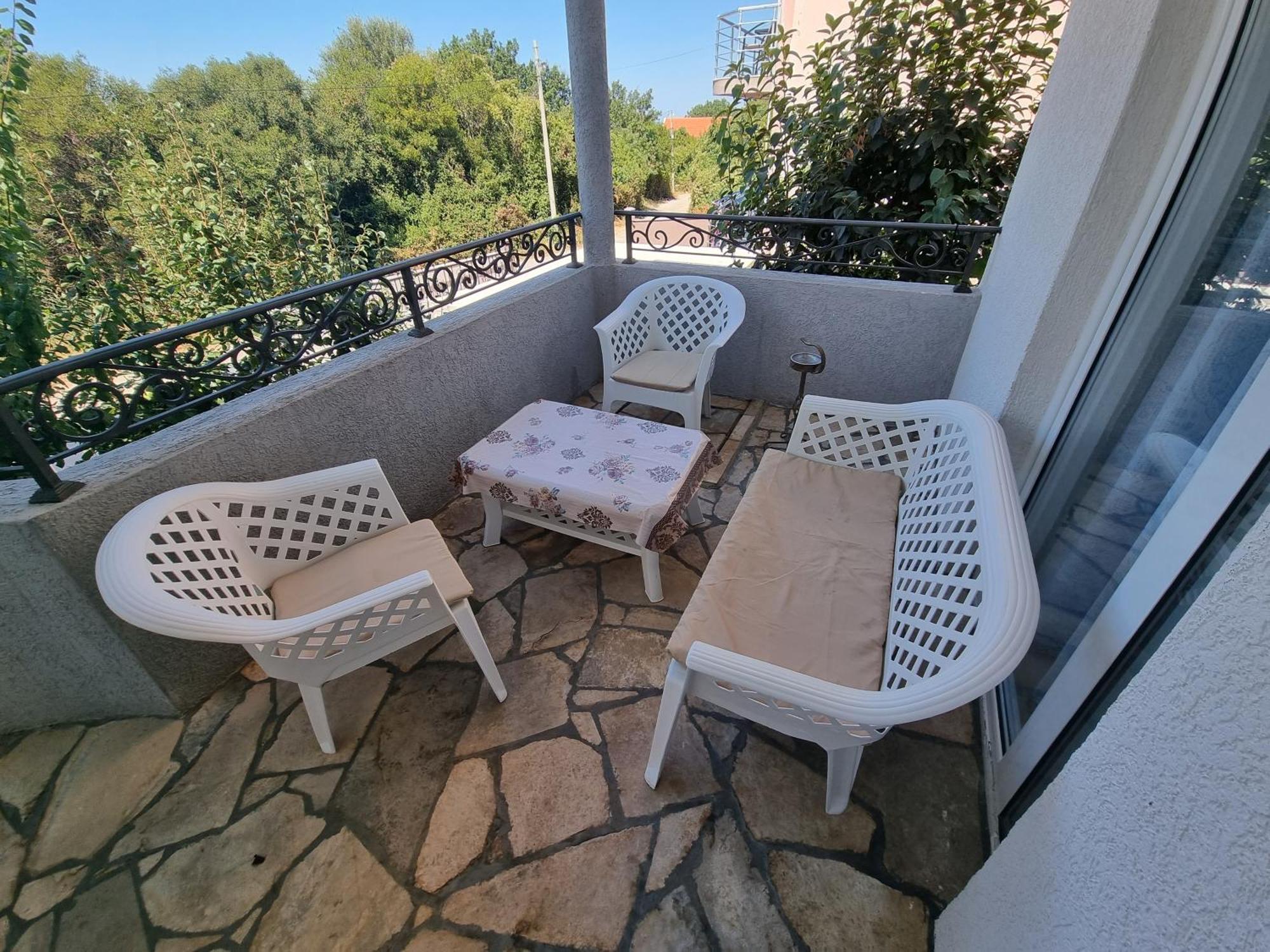 Apartmani Mina Бар Экстерьер фото